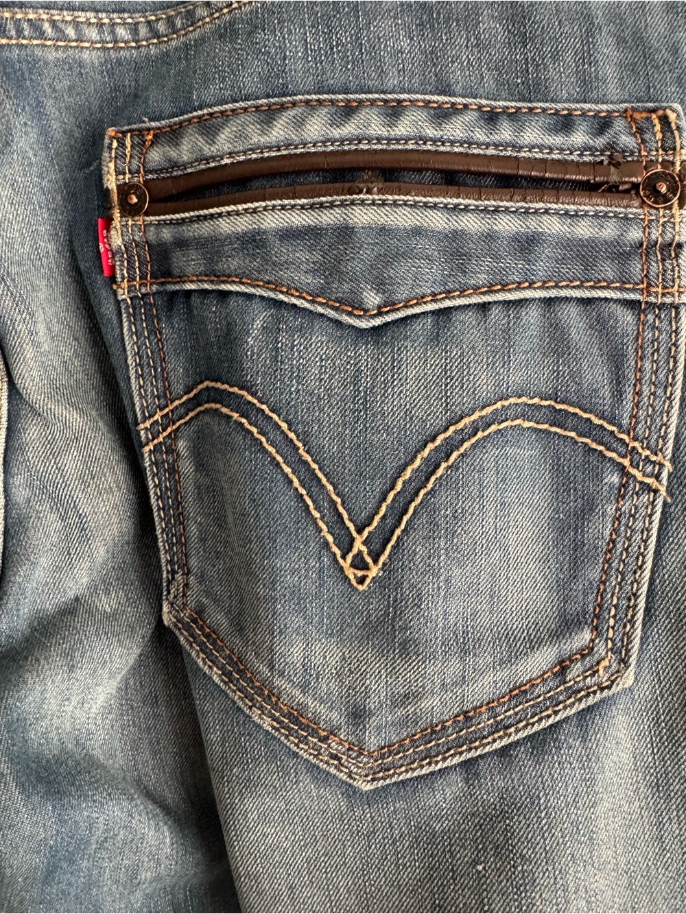 Vintage LEVI'S 514 Jeans Slim Straight 36 x 30 Leather Trim & Multicolor Threads - Picture 13 of 14